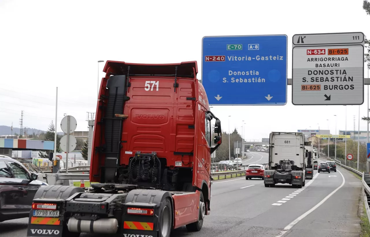 Convoy de camiones.