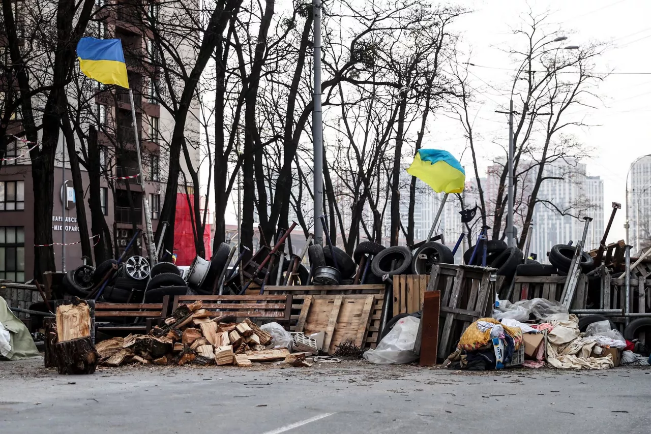 Una barricada en Kiev. Foto: EFE