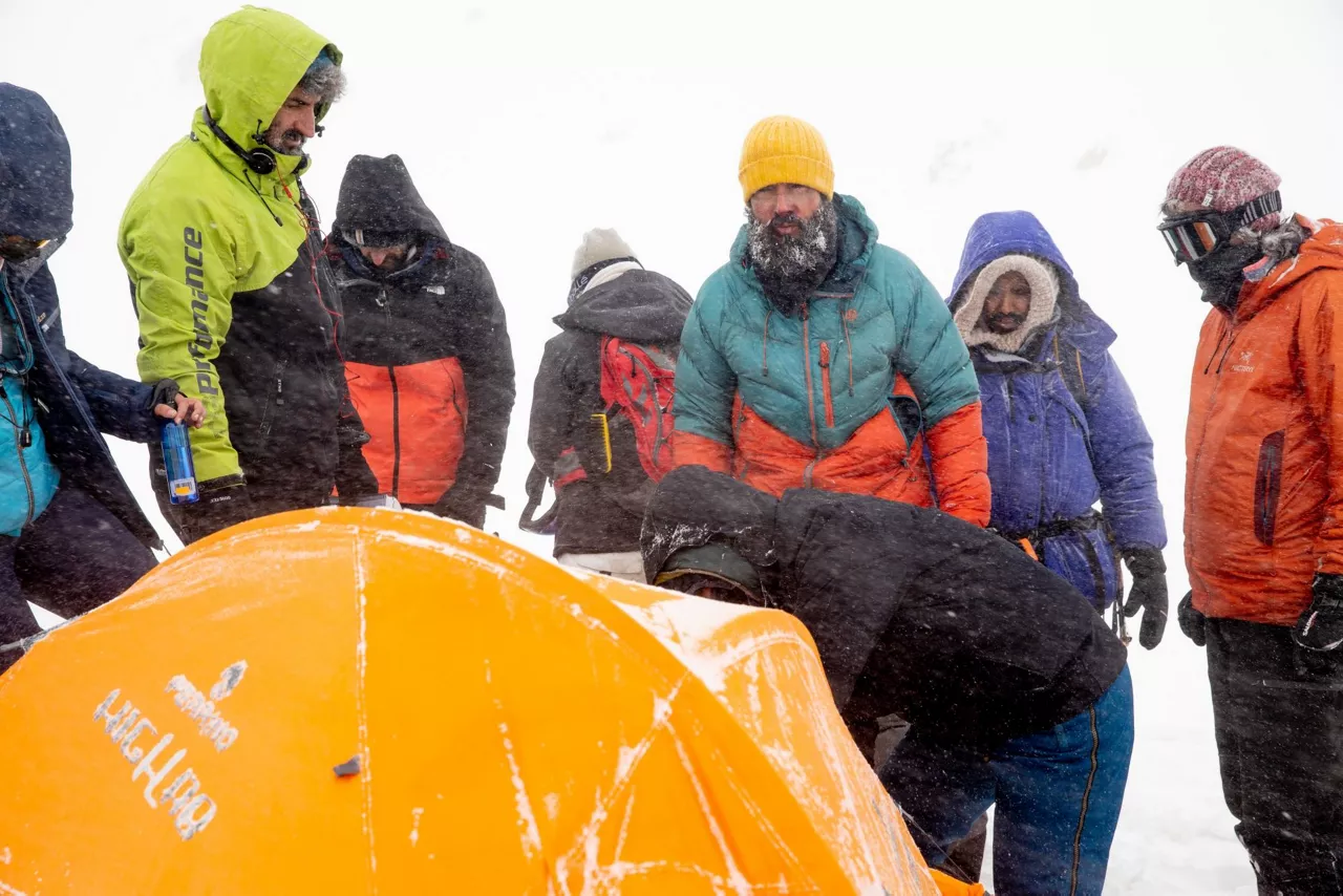 'La cima' filmatzeko lanak
