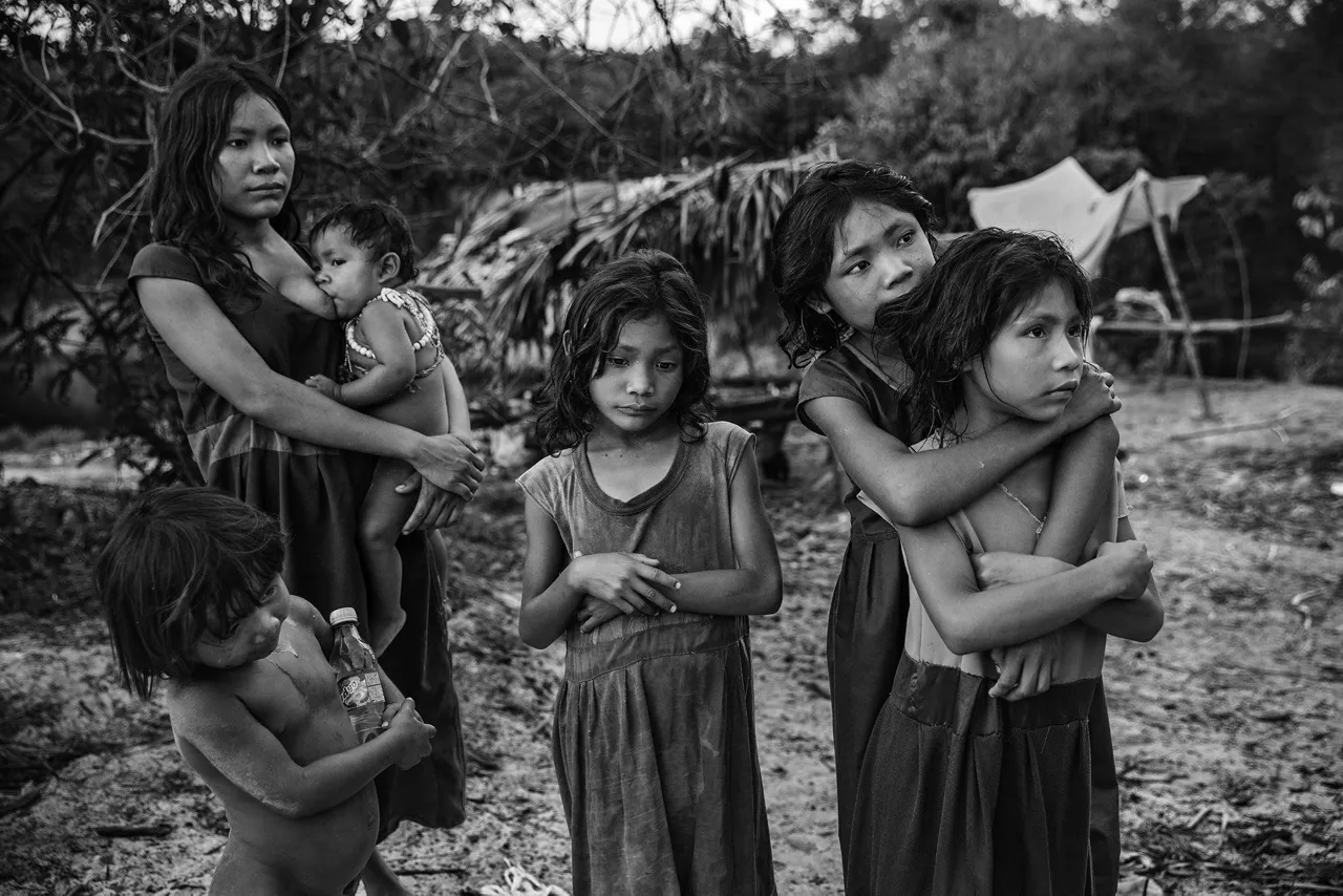 Lalo de Almeidaren "Amazonian Dystopia"