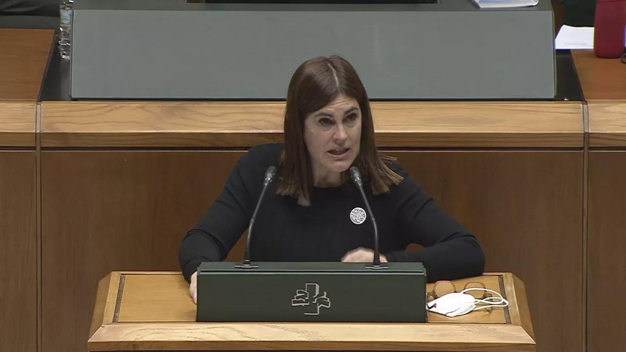 La portavoz de Elkarrekin Podemos-IU en el Parlamento Vasco