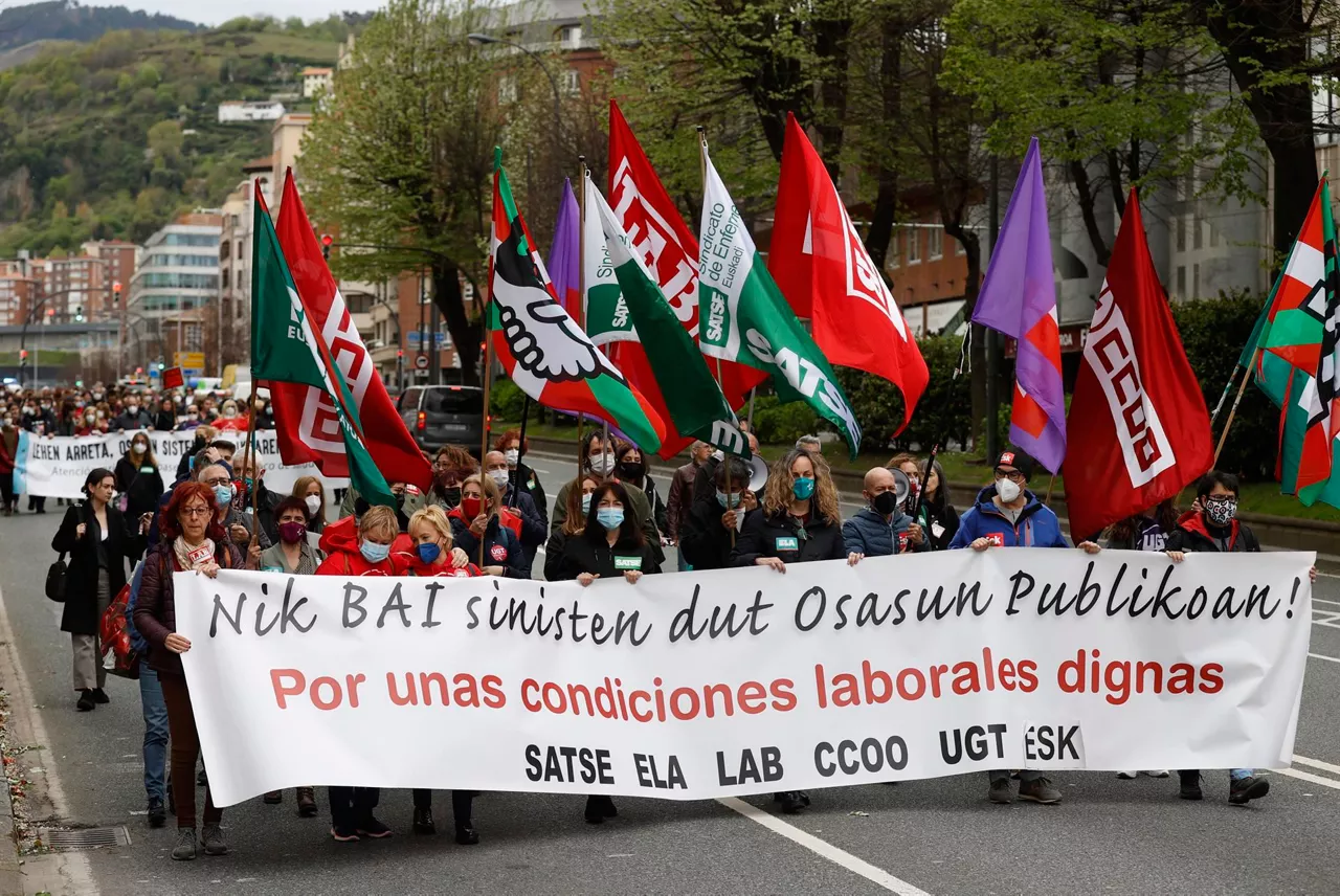 Manifestación de la plantilla de Osakidetza en Bilbao. Foto: Efe