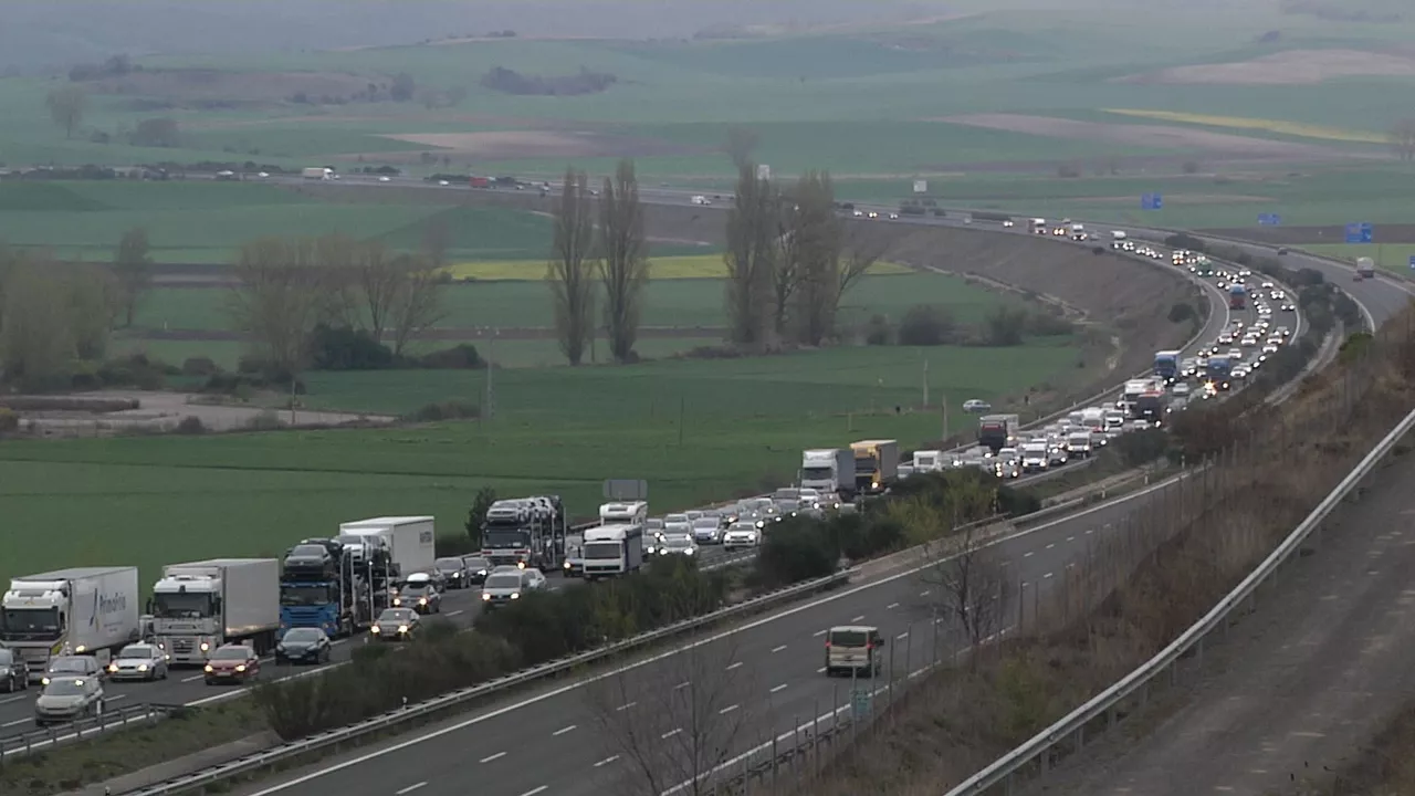 Retenciones en Armiñón. Imagen obtenida de un vídeo de EITB Media.