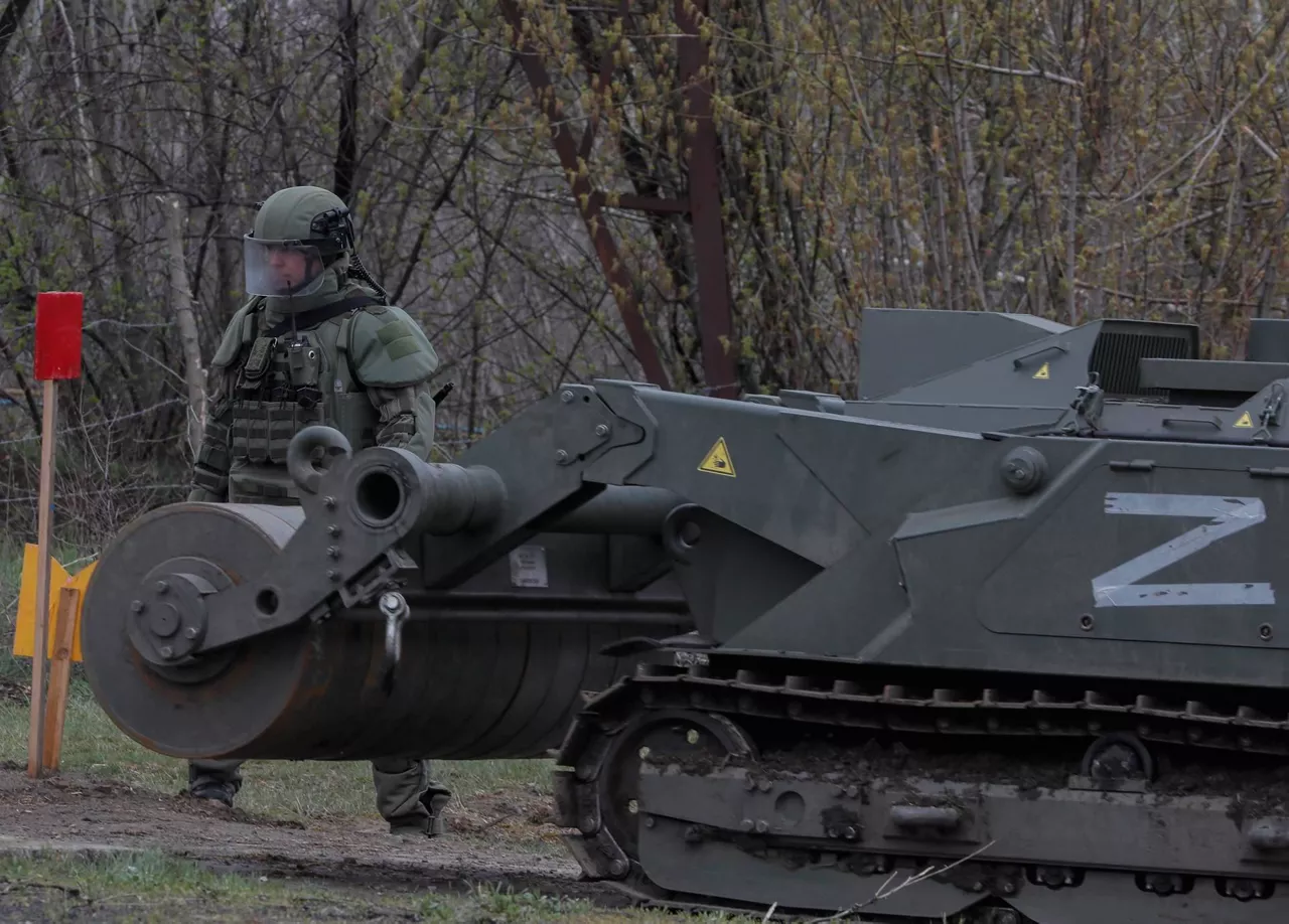 Errusiako soldaduak Luhansken. Artxiboko argazkia: Efe