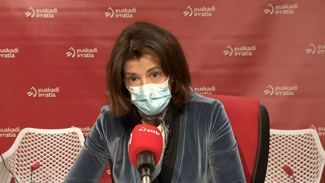 La secretaria general del PP vasco, Laura Garrido, en Euskadi Irratia