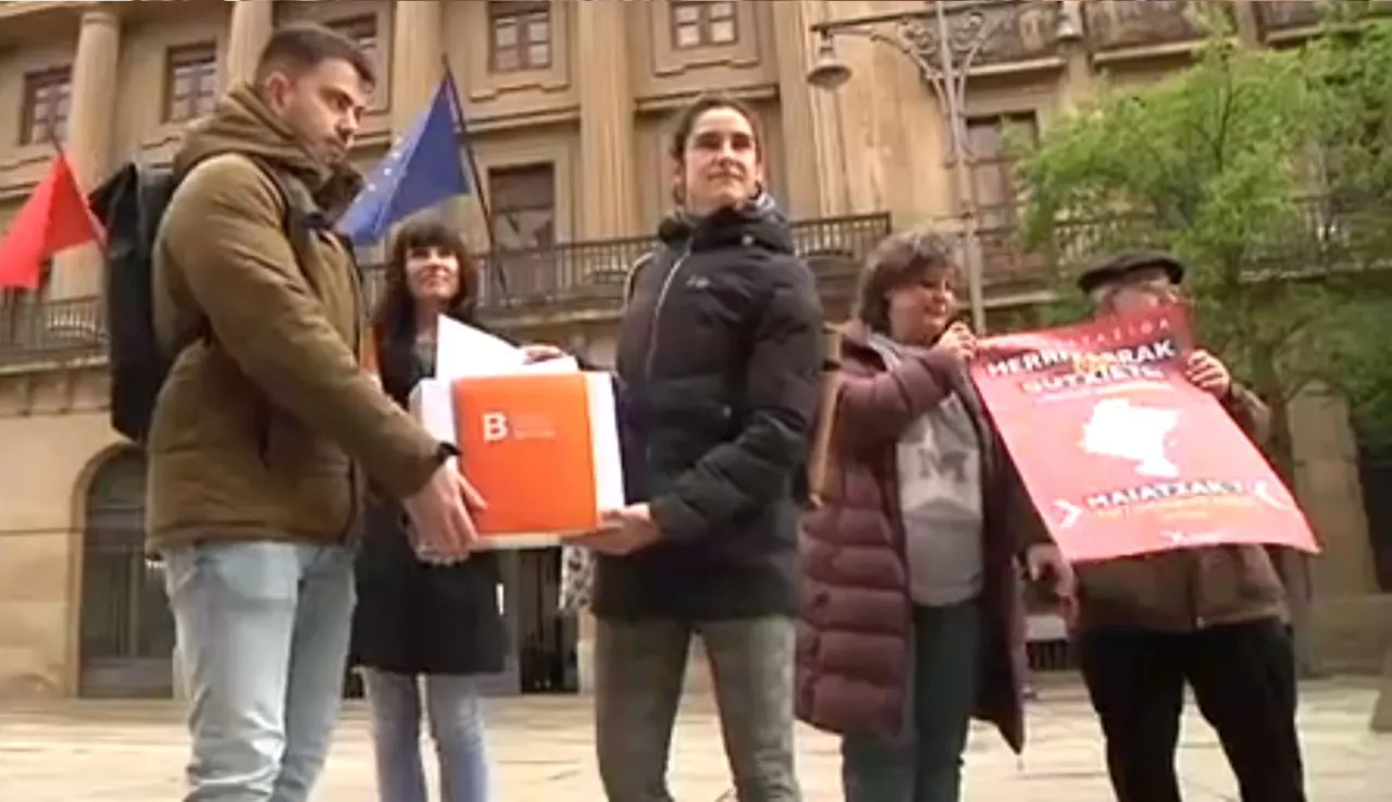 El Observatorio de Derechos Lingüísticos ha registrado este jueves 1200 instancias. Imagen: EITB