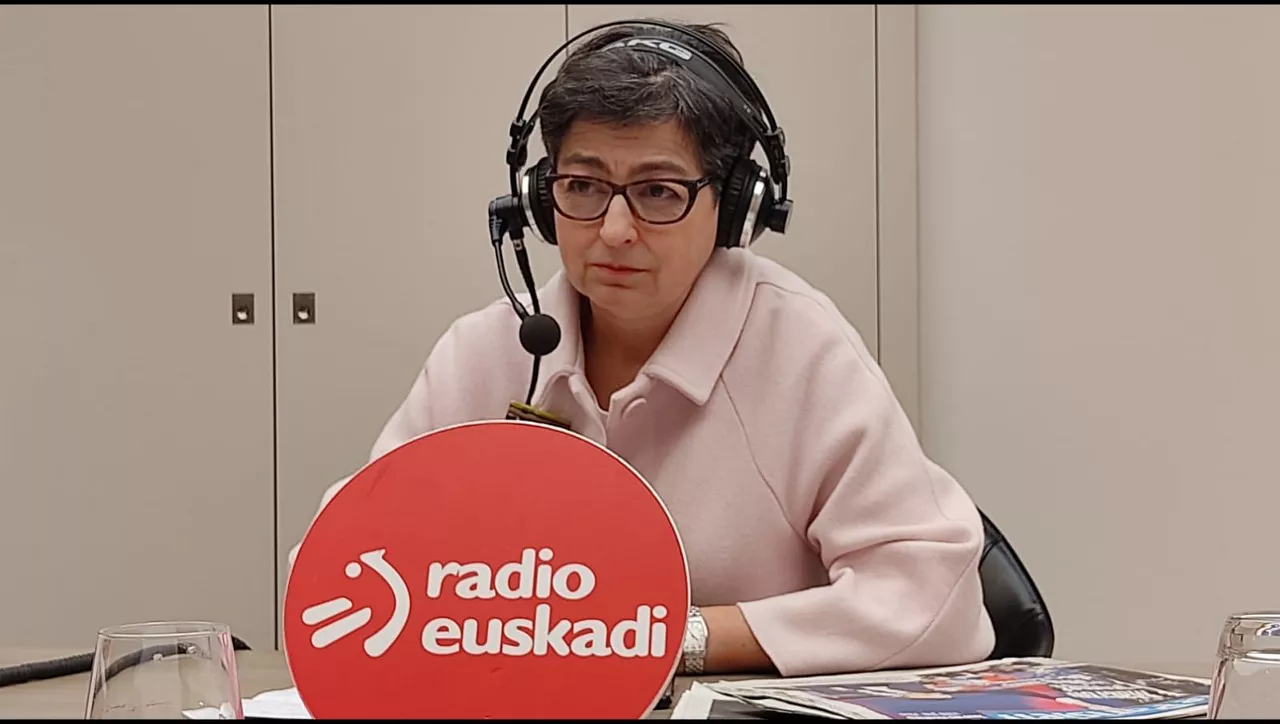 La exministra de Asuntos Exteriores del Gobierno de España, Arancha González Laya, en Radio Euskadi