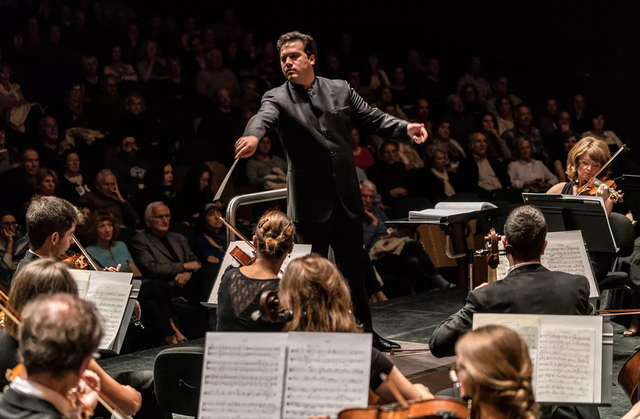 El director será Robert Treviño, director titular de la orquesta