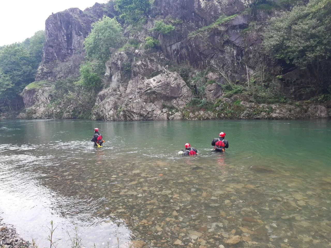 Búsqueda del joven migrante desaparecido en la cuenca del Bidasoa