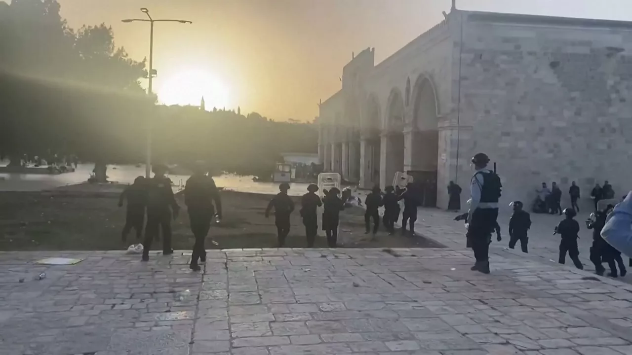 Incidentes en la Explanada de las Mezquitas. Imagen obtenida de un vídeo de Agencias.