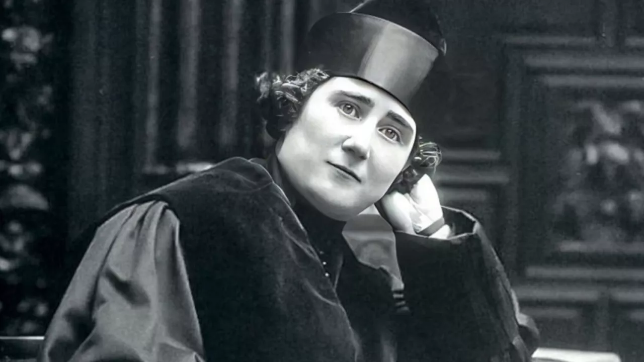 Clara Campoamor