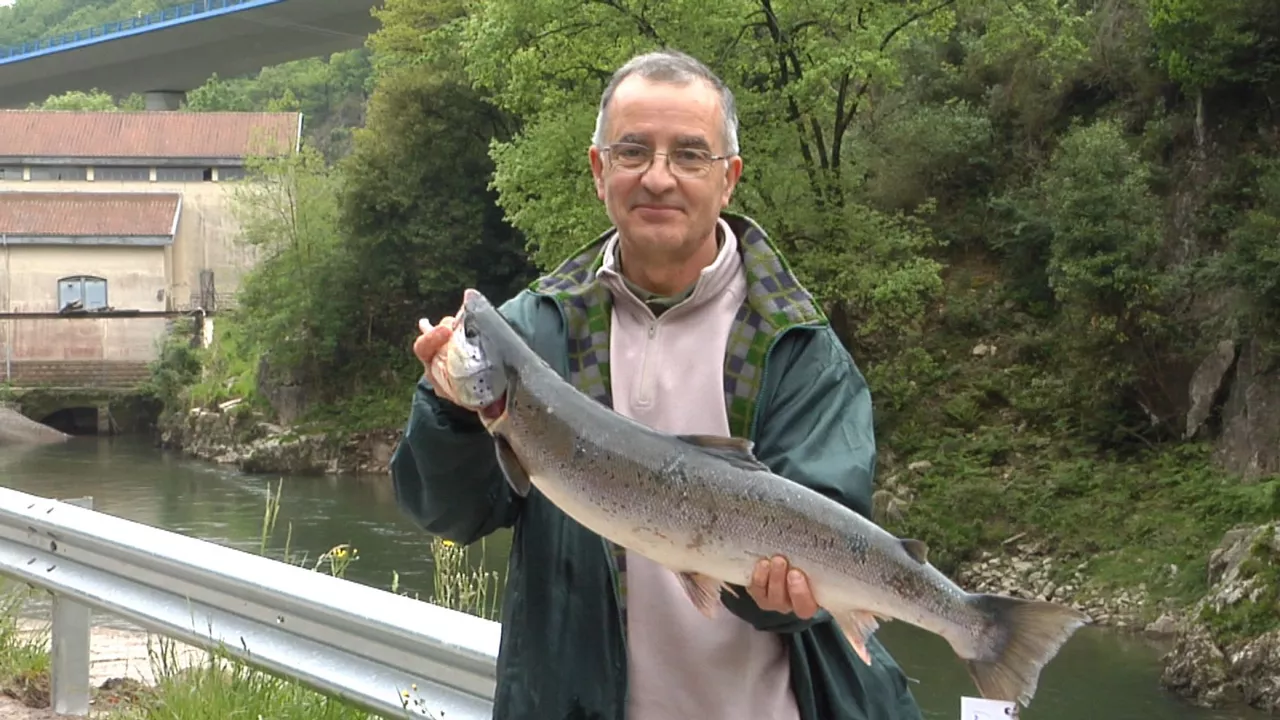 20220501122356_lehen-izokina-bidasoa-primer-salmon_