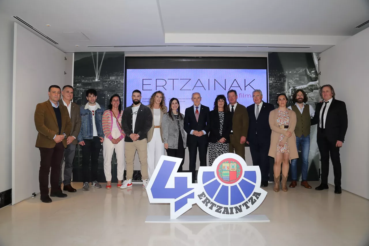 "Ertzainak" dokumentalaren etreinaldia. Argazkia: Irekia