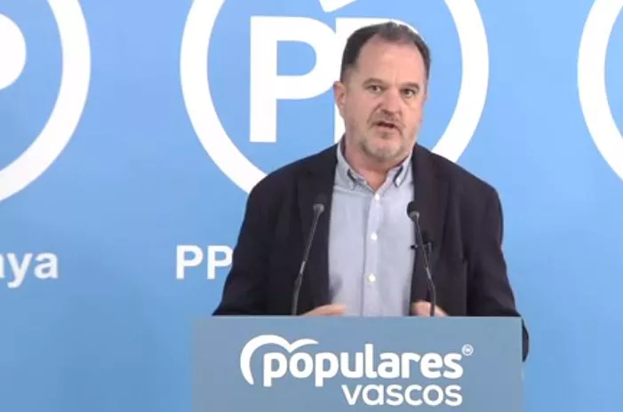 Carlos Iturgaiz en el acto de este sábado en Portugalete.