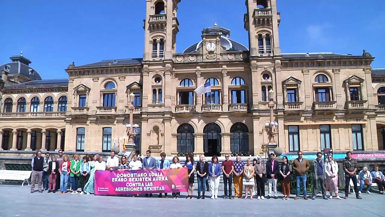 Elkarretaratzea Donostian. EITB Mediaren bideo batetik ateratako irudia.