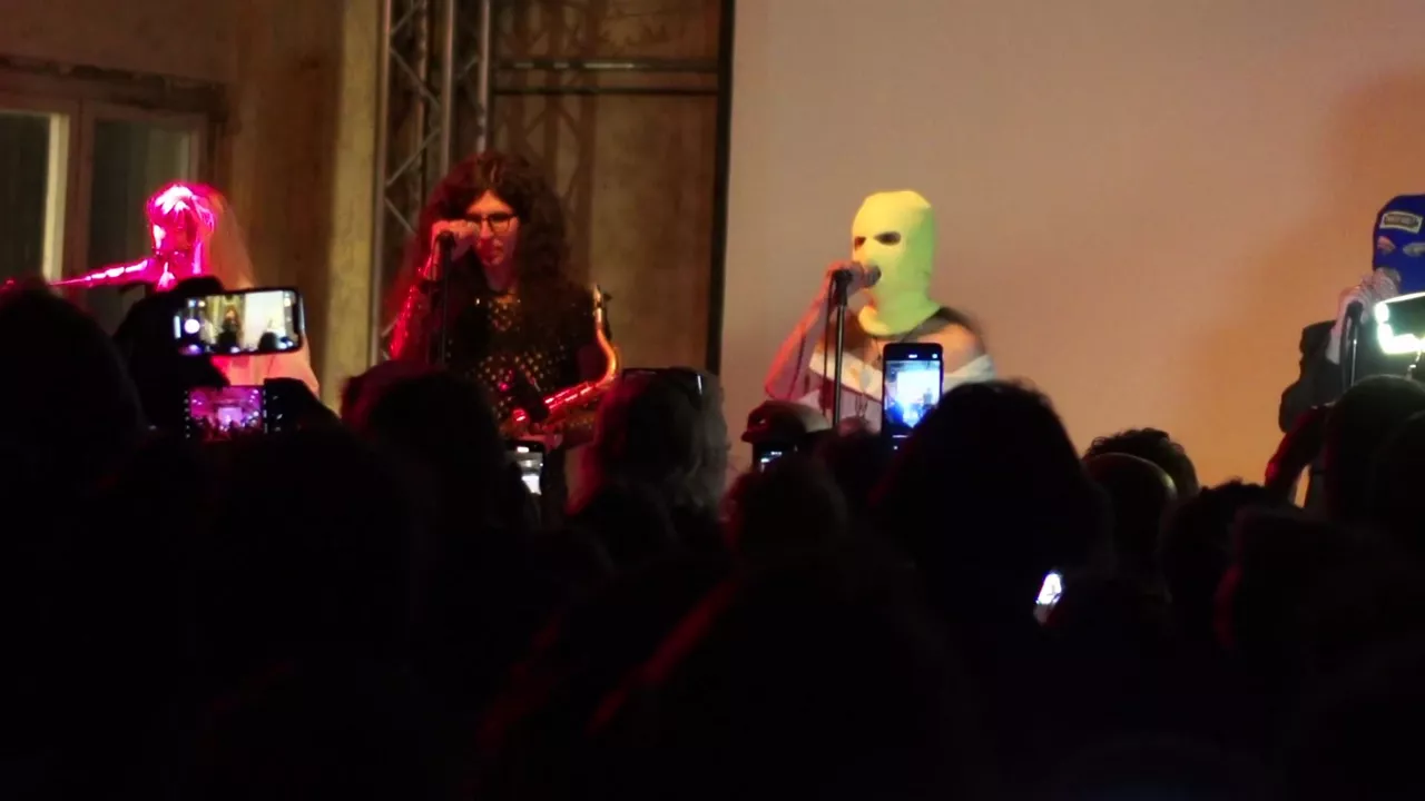 Pussy Riot Alemanian. EITB Mediaren bideo batetik ateratako irudia.