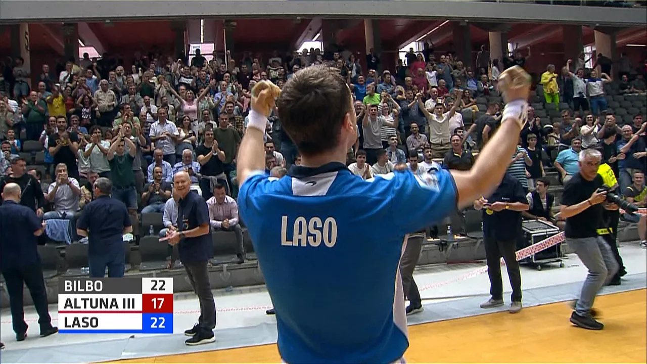 Unai Laso, celebra su pase a la final
