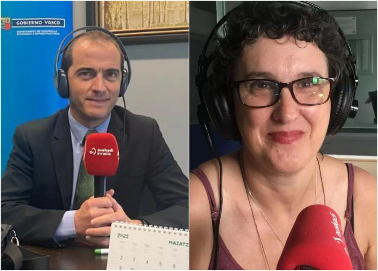 Ansola (ezkerrean) eta Antxustegi (eskuinan), elkarrizketaren une batean.
