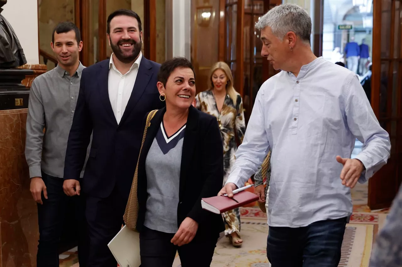 Iñarritu-Aizpurua-Matute-Congreso-EHBildu-EFE