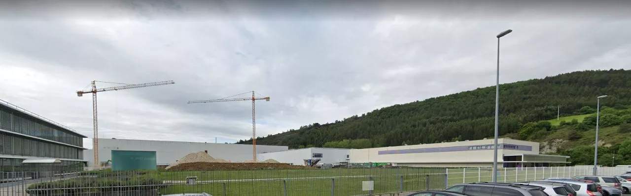 Construcción de la nueva nave de la farmacéutica Cinfa en Olloki (Navarra). Imagen: Google Maps
