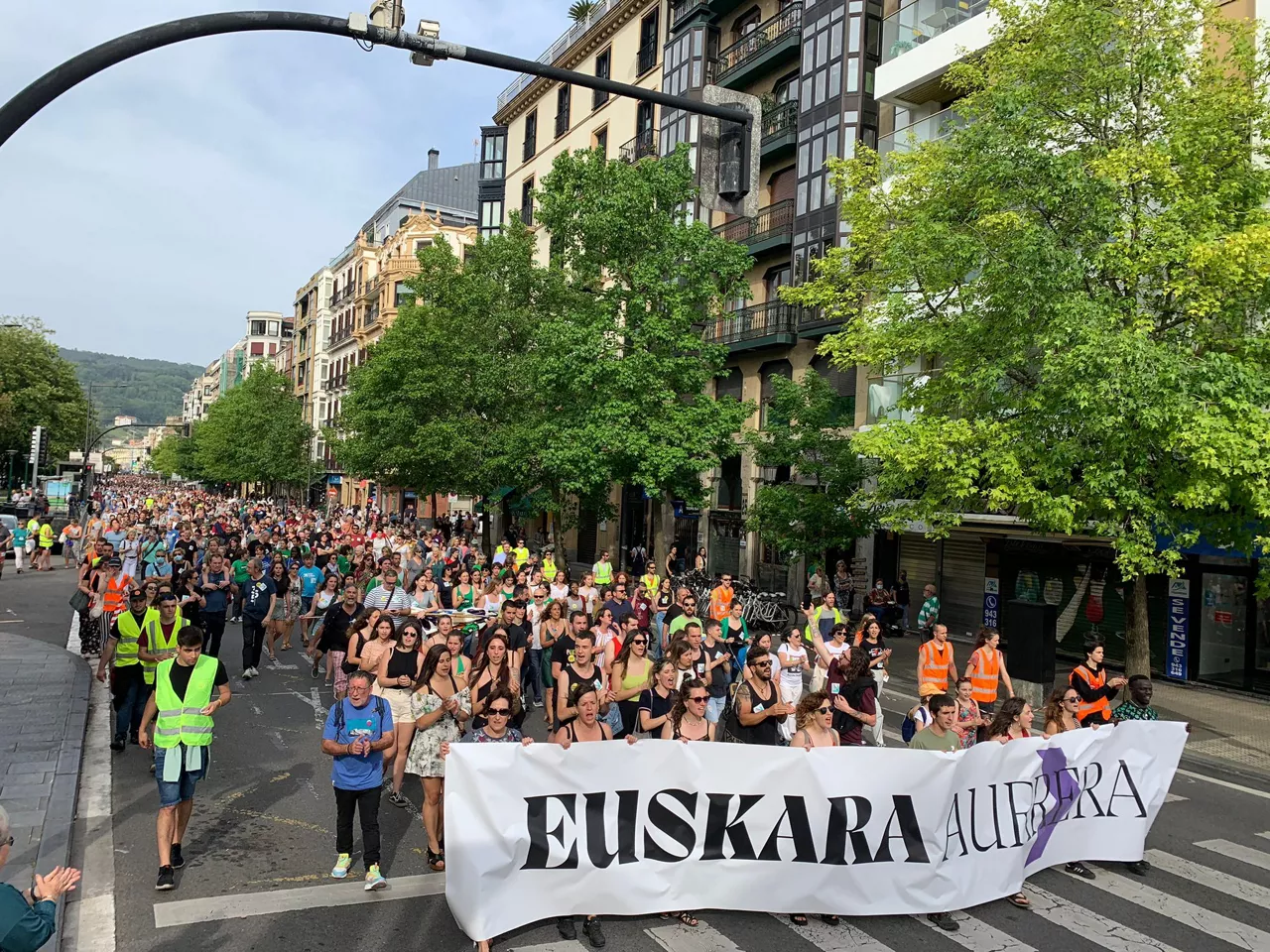Euskararen aldeko manifestazioa Donostian