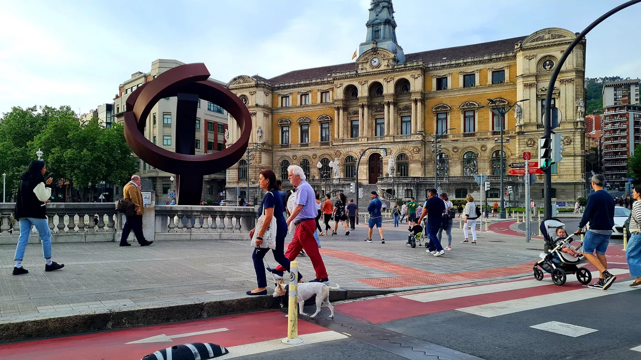 Bilbo jendea neutro gente Bilbao