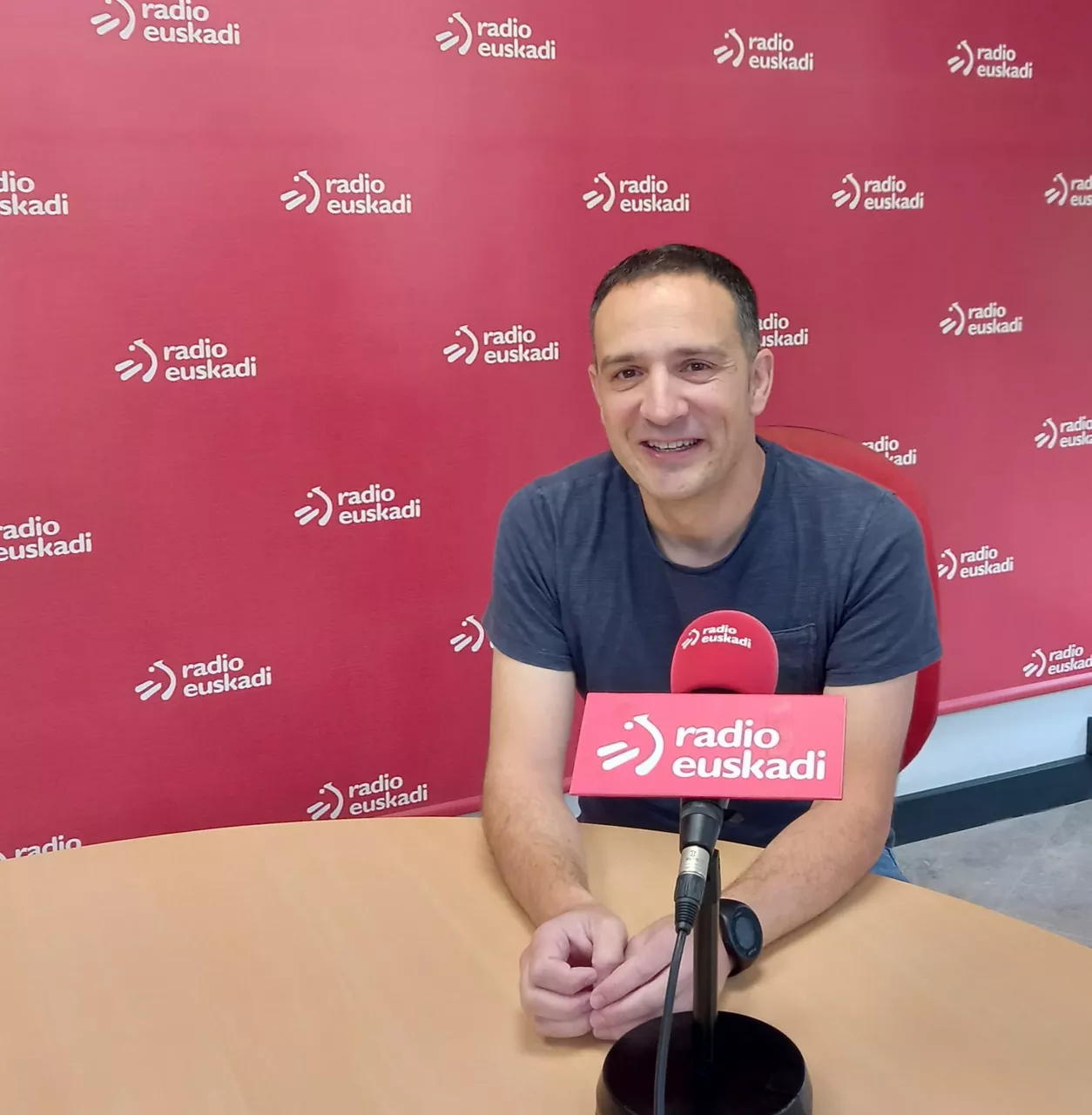 El secretario general del sindicato ELA, Mitxel Lakuntza, en Radio Euskadi