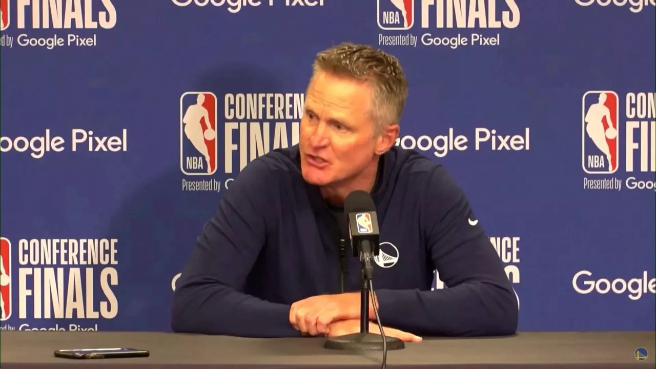 Steve Kerr. Agentzietako bideo batetik ateratako irudia.