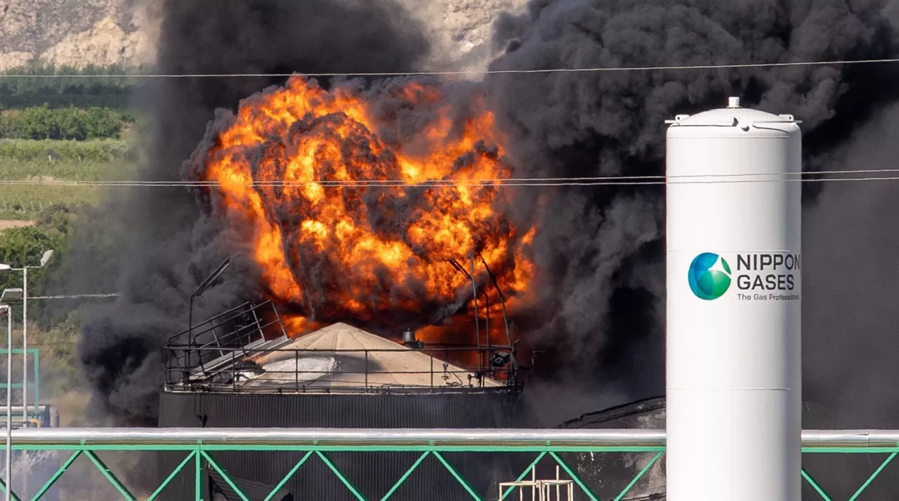 Explosión en una planta de biodiesel de Calahorra (La Rioja). Foto: EFE