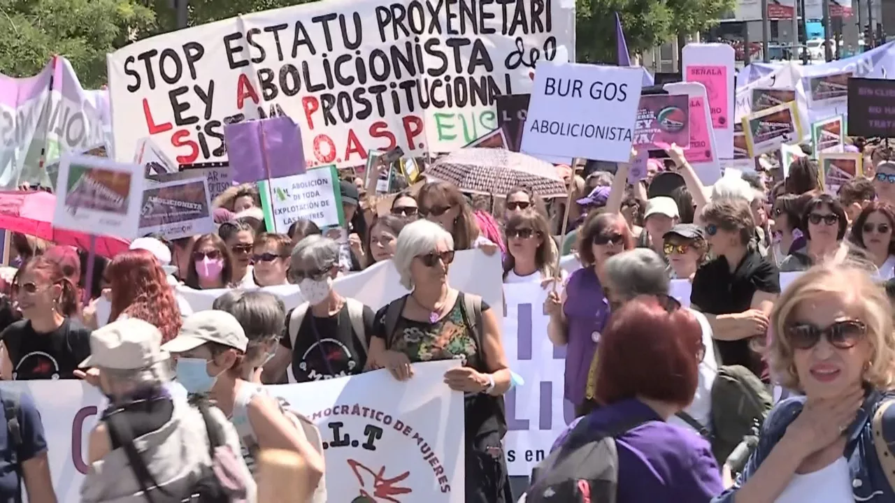 20220528172441_prostituzioaren-abolizioaren-aldeko-manifestazioa-madrilen_