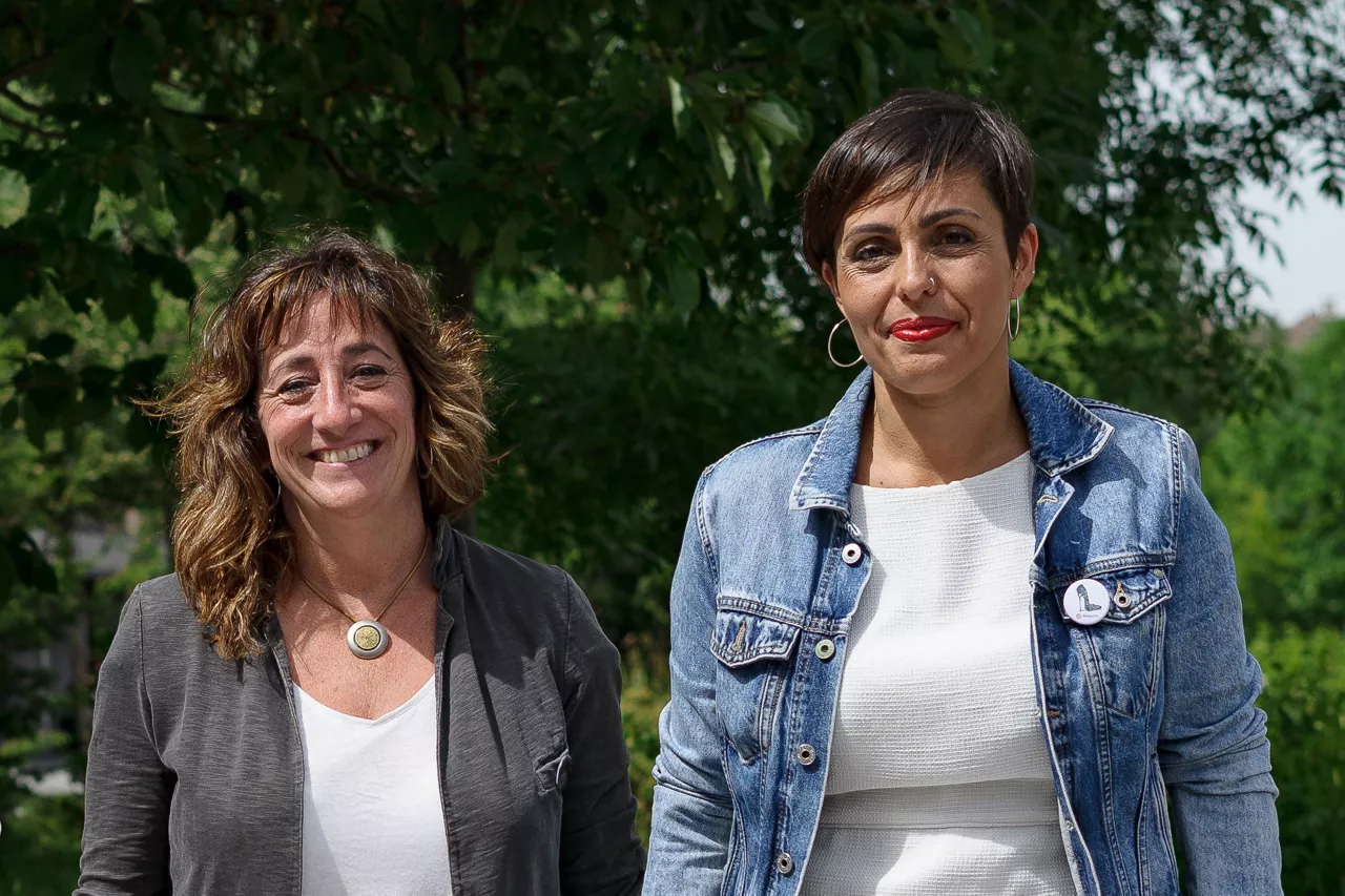 Eva López de Arroyabe y Rocío Vitero. Foto: EH Bildu