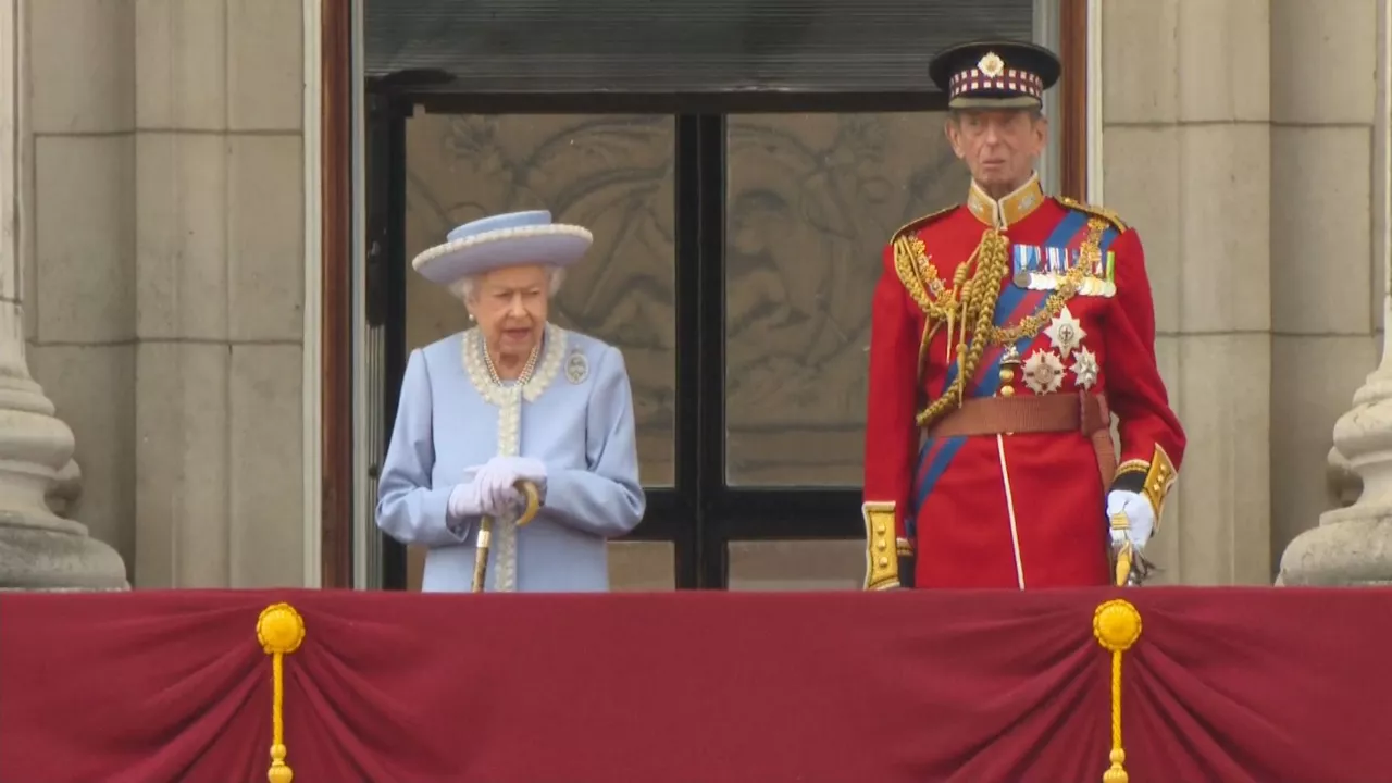 Reina Isabel II