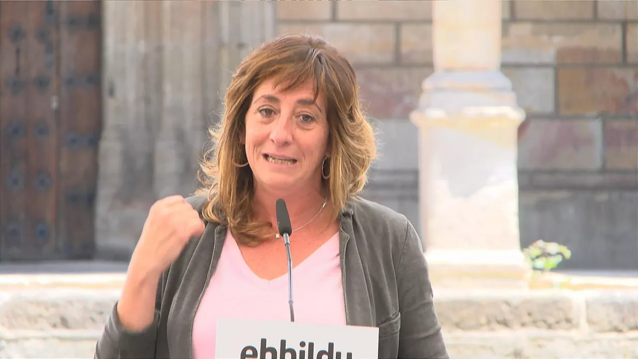 La candidata a diputada general de Álava, en su intervención este sábado. Foto: EITB Media