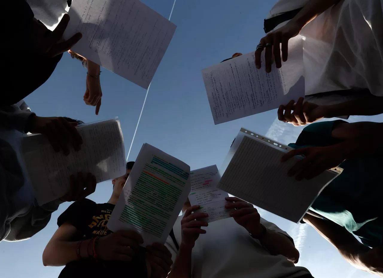selectividad evau selektibitatea azterketa examen estudiantes ikasleask nafarroa navarra