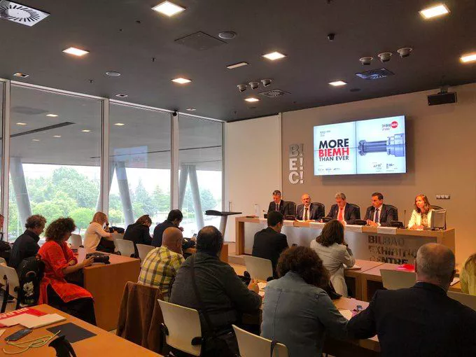 Presentaión en el BEC de la BIEMH