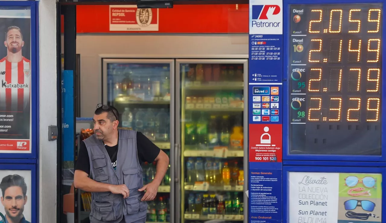 Una gasolinera de Bilbao. Foto: EFE