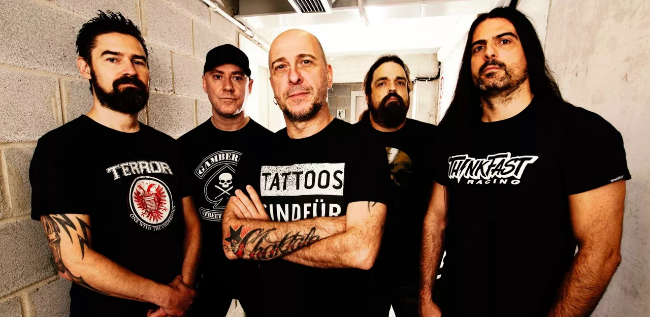SAk Azkena Rock Festival jaialdian joko du gaur, 23:15ean.