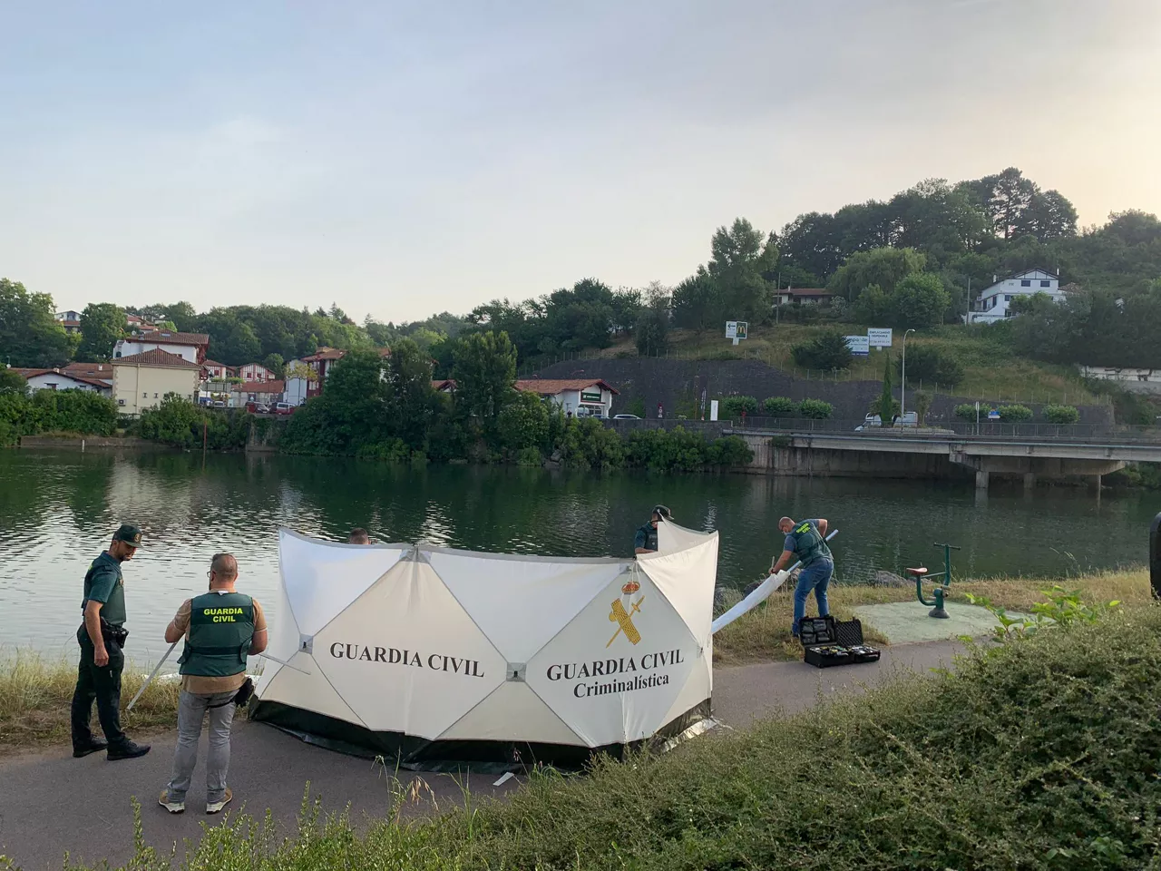 Operativo de rescate en el Bidasoa. Foto: Delegación del Gobierno en el País Vasco