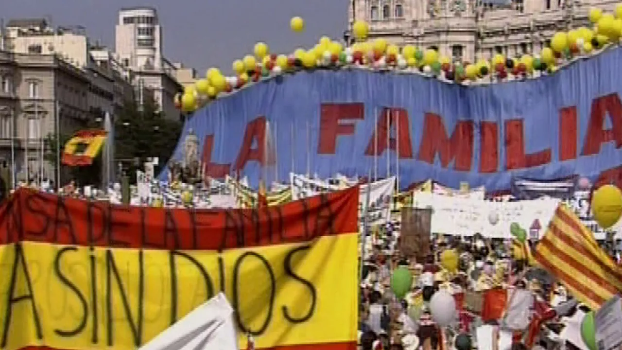 Ezkontza homosexualen kontrako manifestazioa, Madrilen.