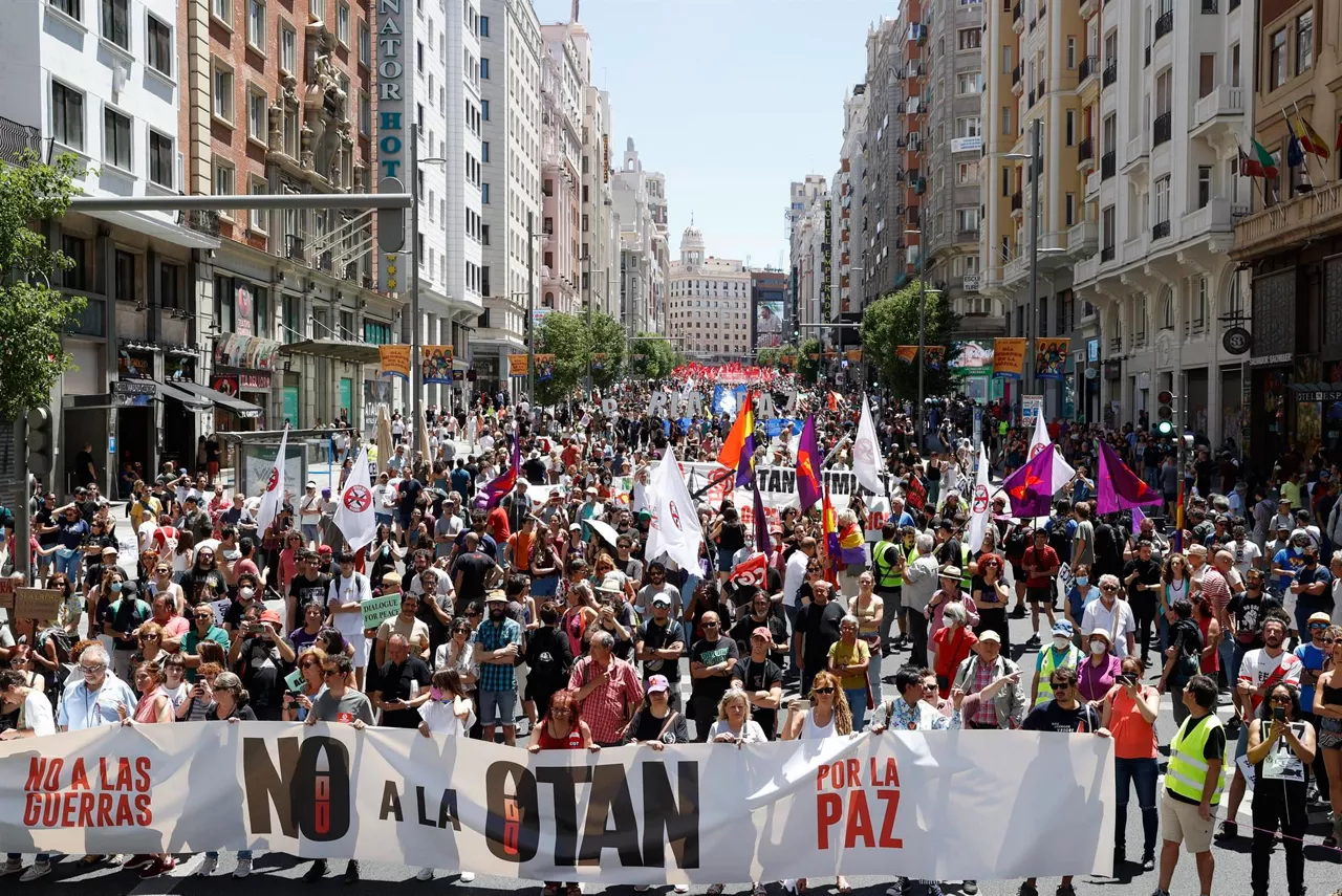 manifestacion-contra-otan-madrid-efe