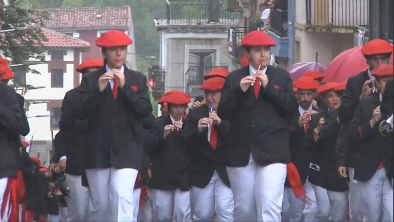 Alarde mixto en Irun. Imagen obtenida de un vídeo de EITB Media.
