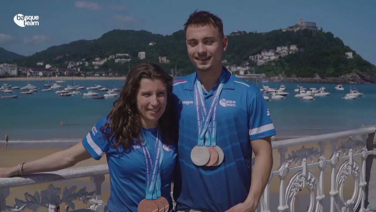 Naia Zudaire e Iñigo Llopis. Imagen extraída del vídeo.