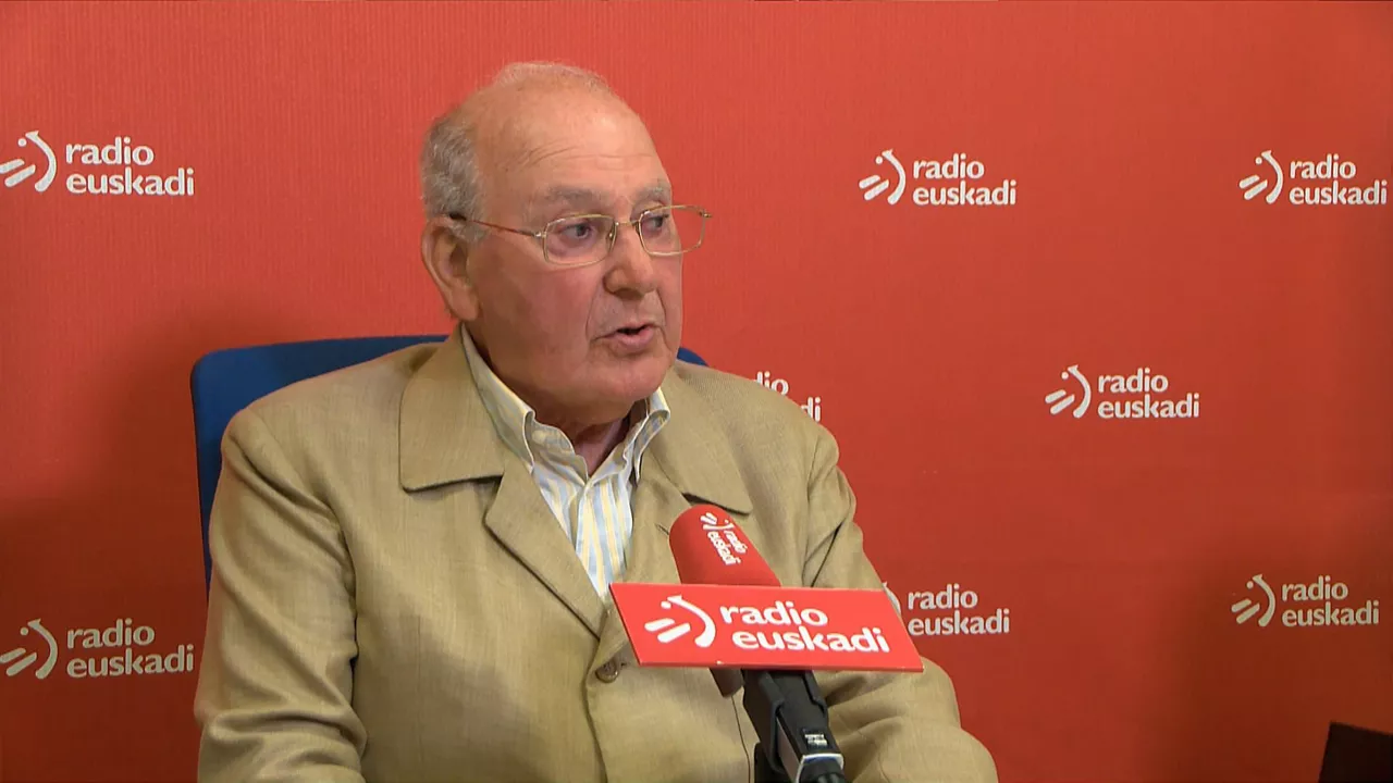 Jose Antonio Ardanza, Radio Euskadin elkarrizketatua.