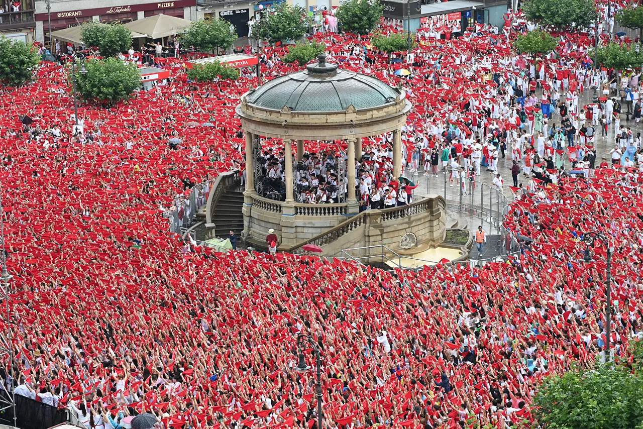 La plaza del Castillo en Sanfermines. Foto: EFE