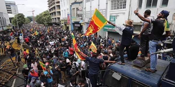 Protestas en Colombo (Sri Lanka). Foto: EFE