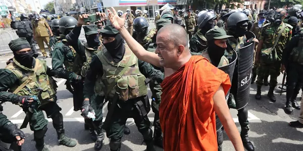 Protestas en Colombo (Sri Lanka). Foto: EFE