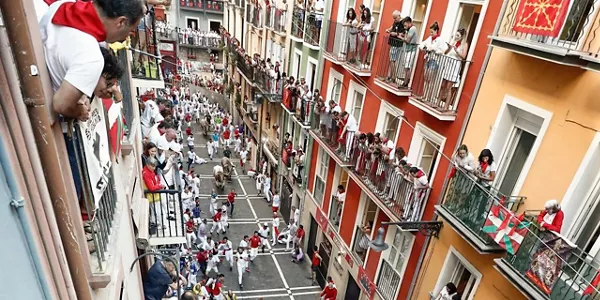 Entzierroa (Argazkiak: EFE)