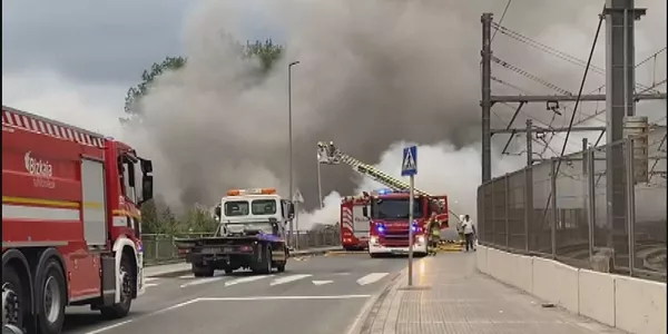 Incendio en Lemoa (Foto: Euskadi Irratia)