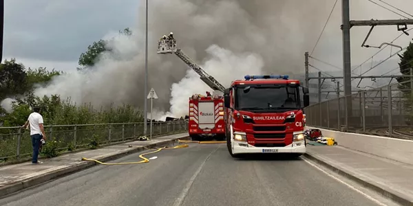 Incendio en Lemoa (Foto: Euskadi Irratia)
