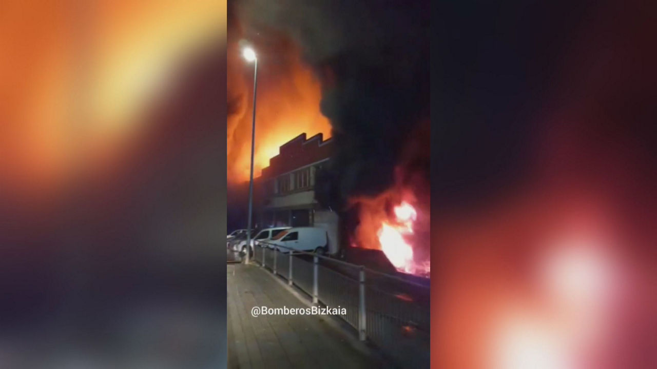 Sutea Lemoan. @BomberosBizkaia bideotik ateratako irudia.